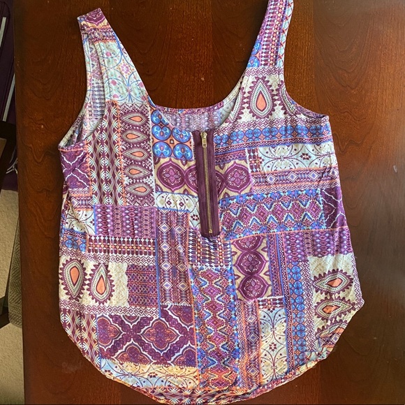 Patterned tank top - Picture 2 of 4